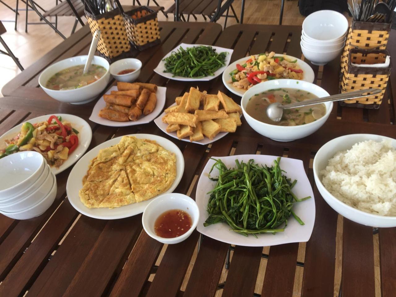 Sunshine Homestay Phong Nha Exterior foto